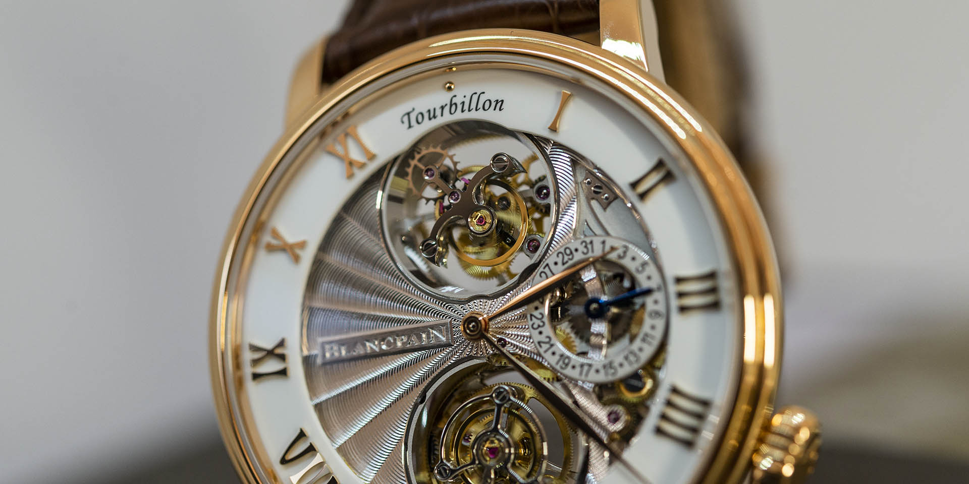 2322-3631-55b-blancpain-tourbillon-carrousel-1.jpg