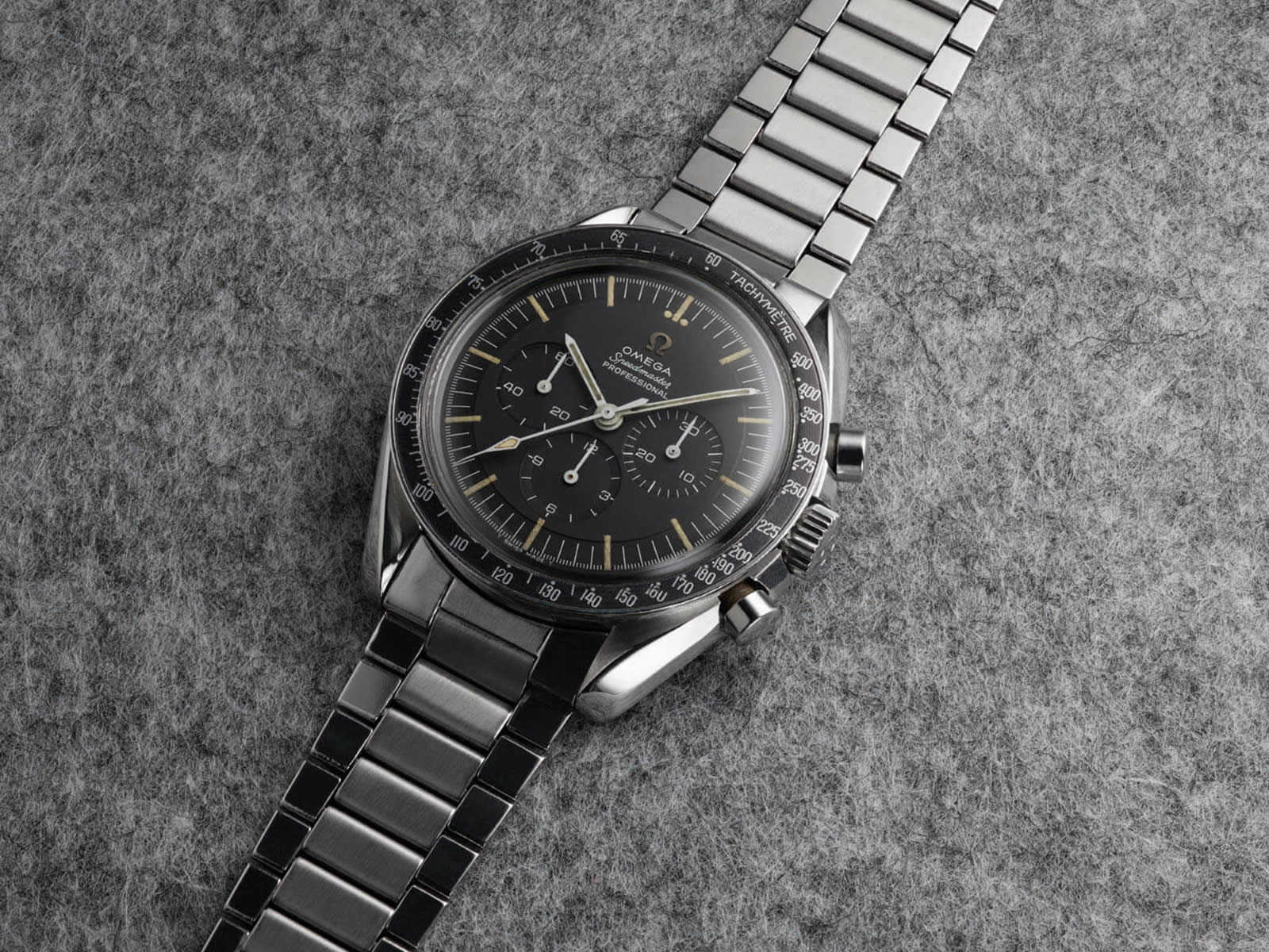 omega-speedmaster-the-moonwatch-1965-1-.jpg