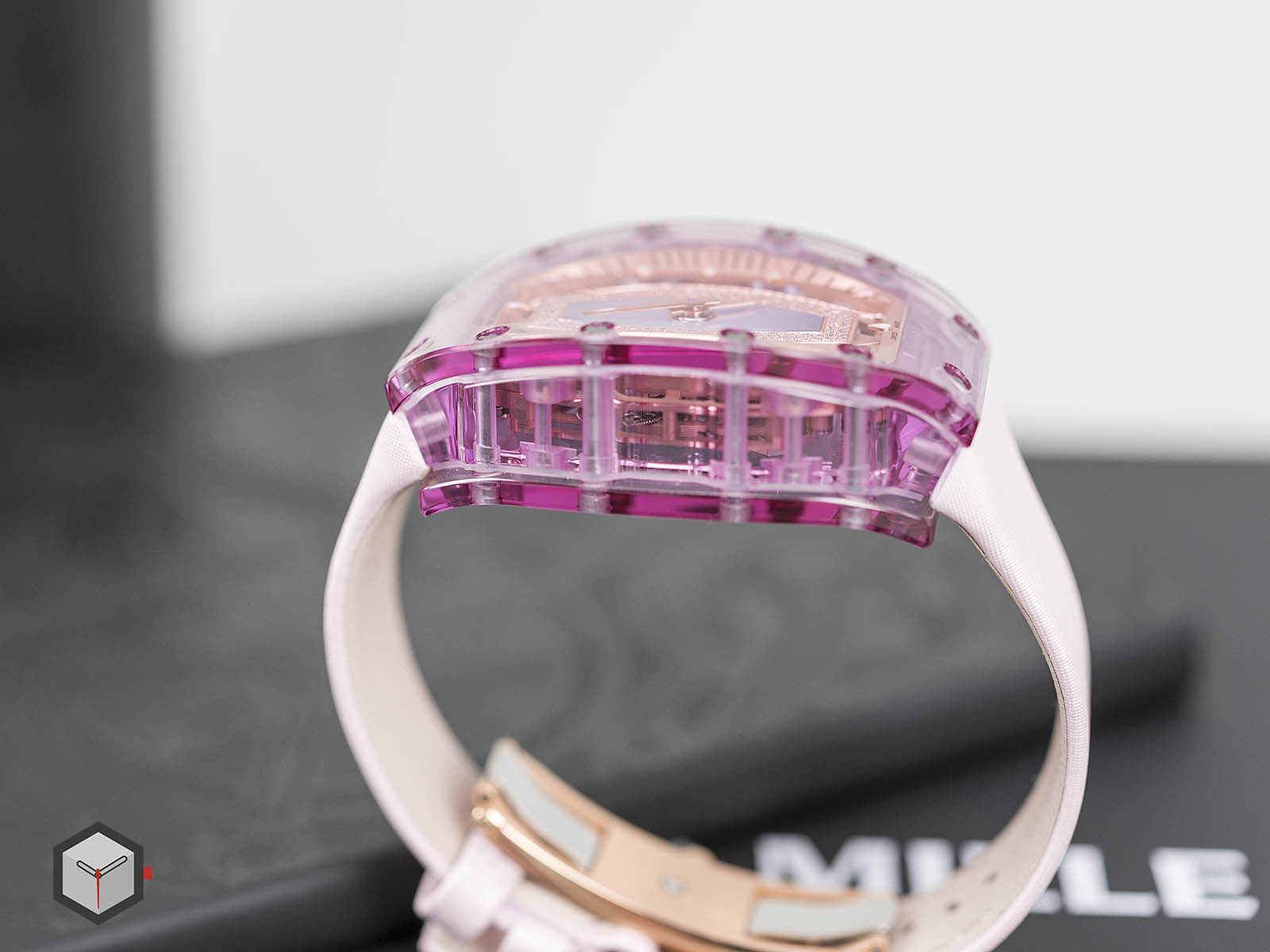 rm-07-02-richard-mille-automatic-pink-lady-sapphire-7.jpg