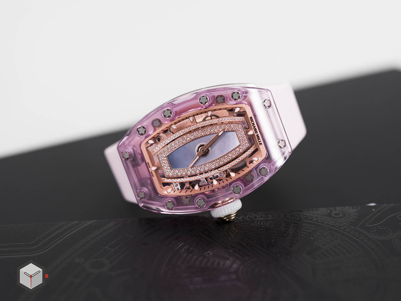 rm-07-02-richard-mille-automatic-pink-lady-sapphire-4.jpg