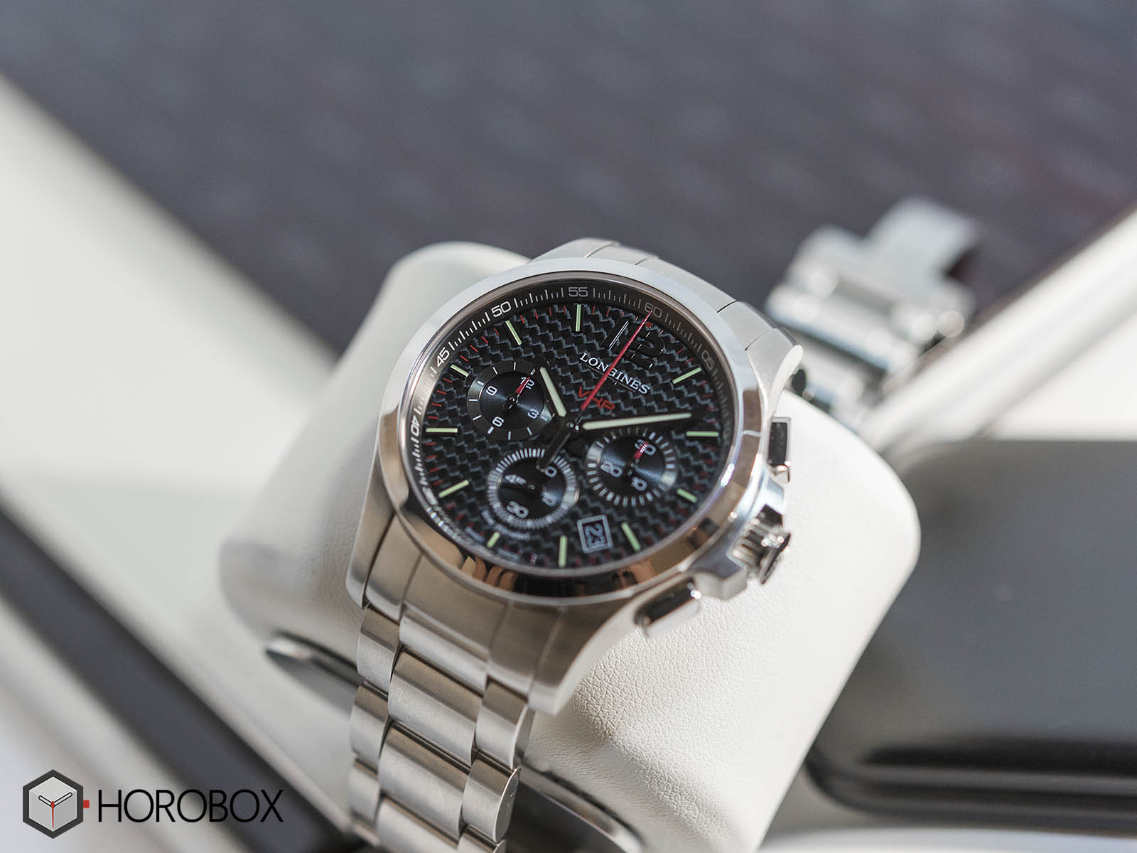 l3-727-4-66-6-longines-conquest-vhp-chronograph-1.jpg