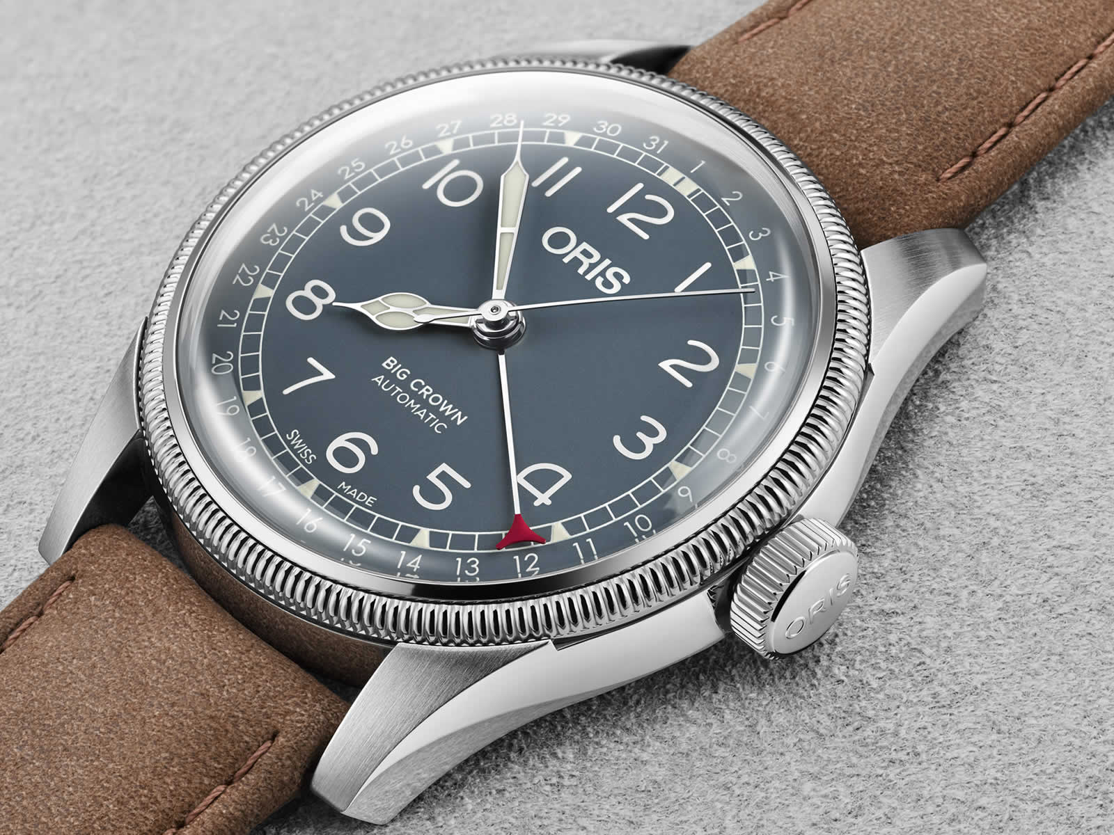 01-754-7741-4064-oris-big-crown-pointer-date-5-2.jpg