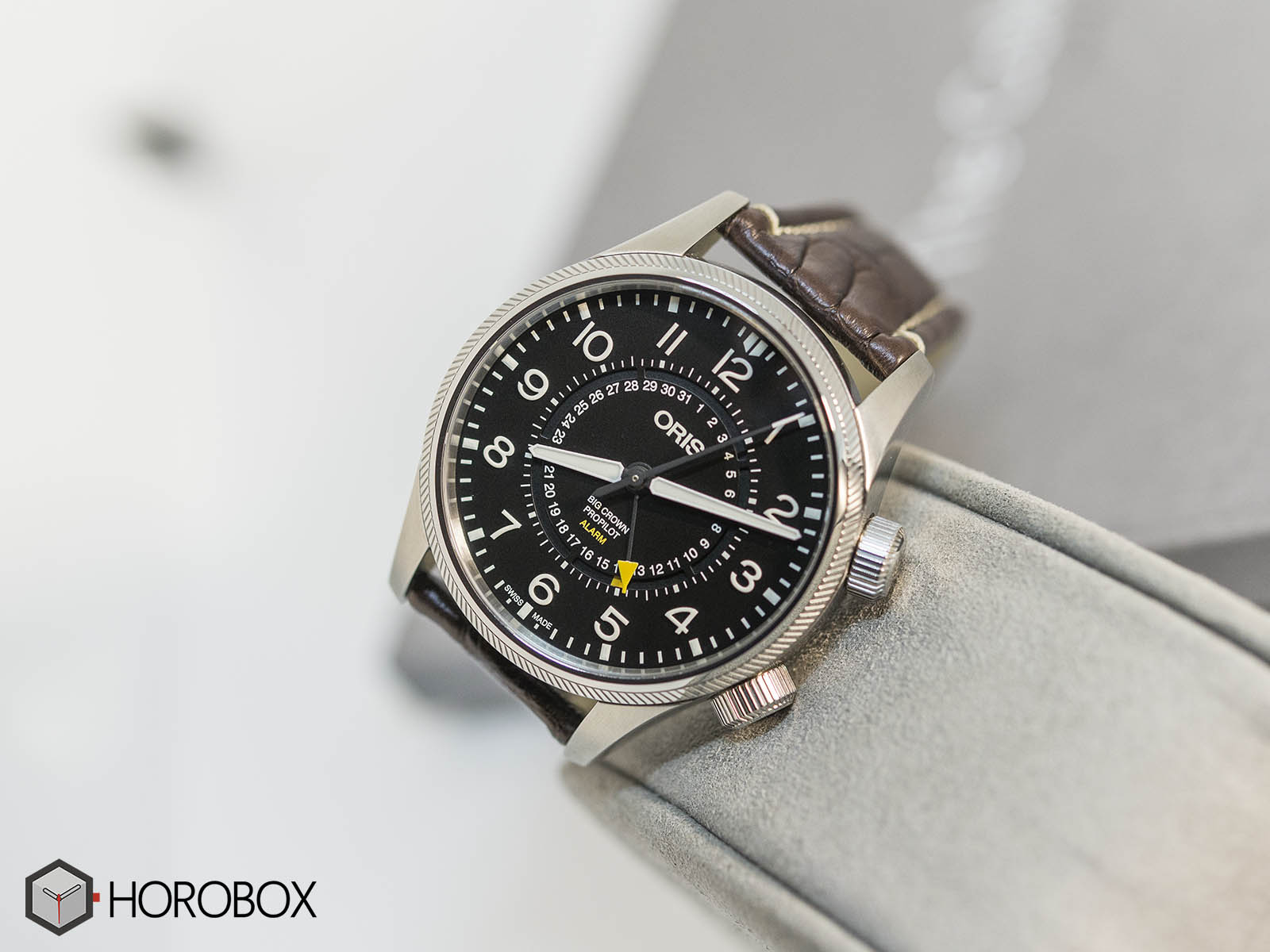 oris-big-crown-propilot-alarm-limited-edition-01-910-7745-4084-2.jpg