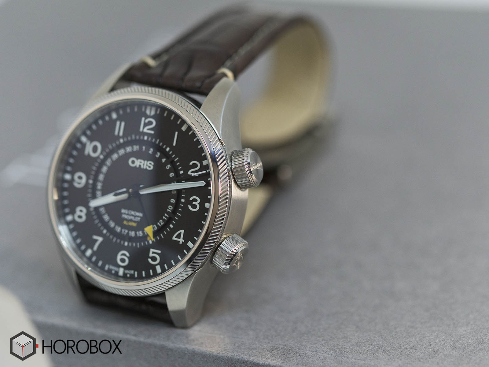 oris-big-crown-propilot-alarm-limited-edition-01-910-7745-4084-3.jpg