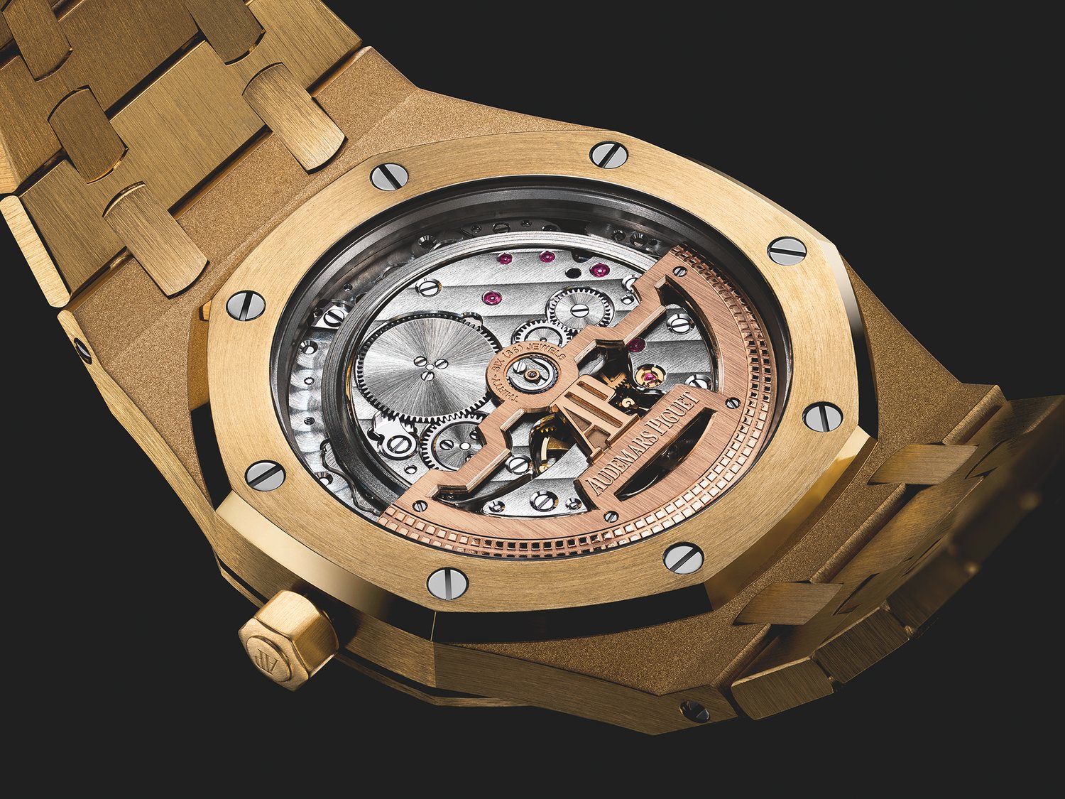 Audemars-Piguet-Yellow-Gold-15202-Jumbo-3.jpg