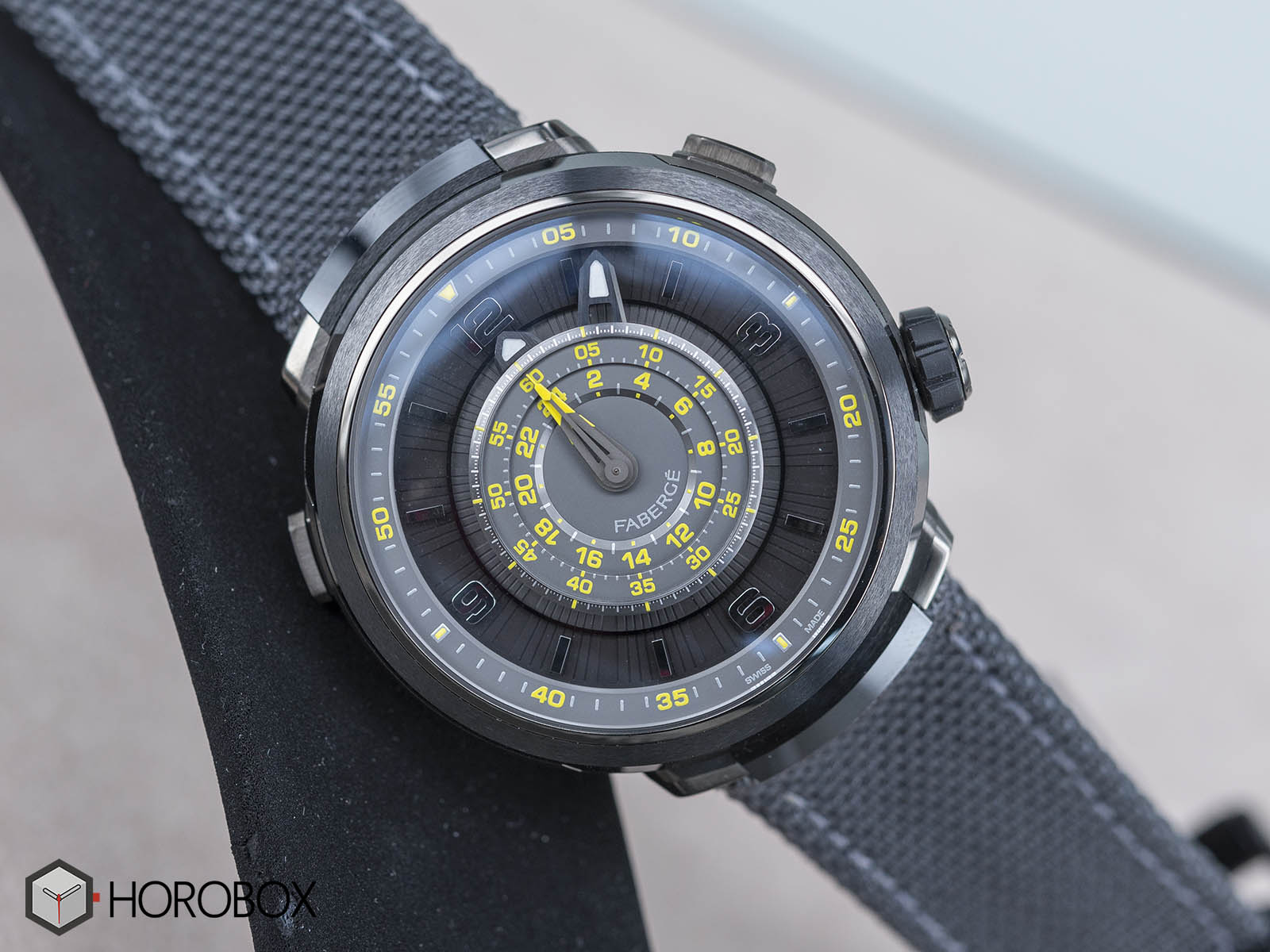 faberge-visionnaire-chronograph-onlywatch-1.jpg