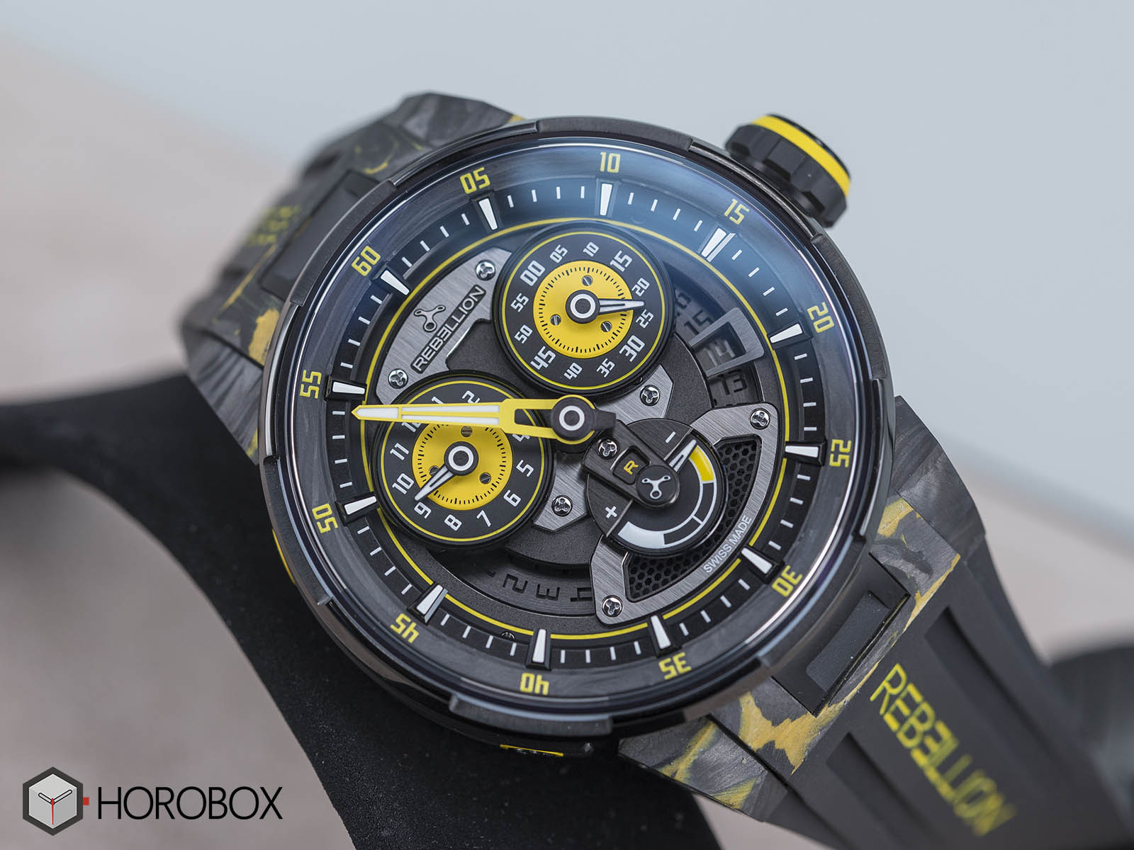 rebellion-predator-regulator-power-reserve-sebastian-buemi-edition-only-watch-1.jpg