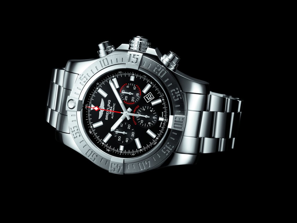 Breitling-Super-Avenger-01-Boutique-Edition-14.jpg