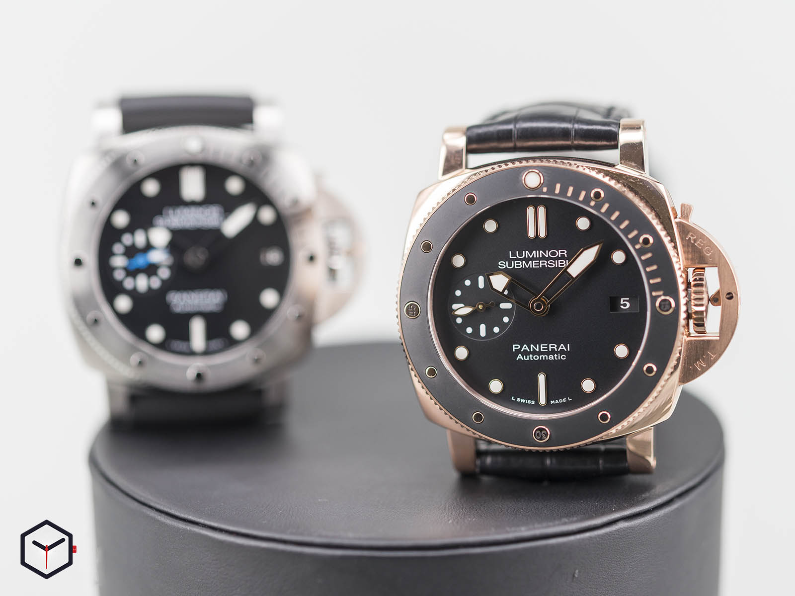 pam00682-pam00684-panerai-luminor-1950-submersible-3.jpg