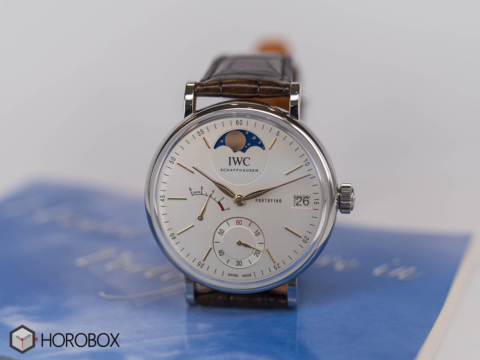 iwc-portofino-hand-wound-moon-phase-iw516401-5-.jpg