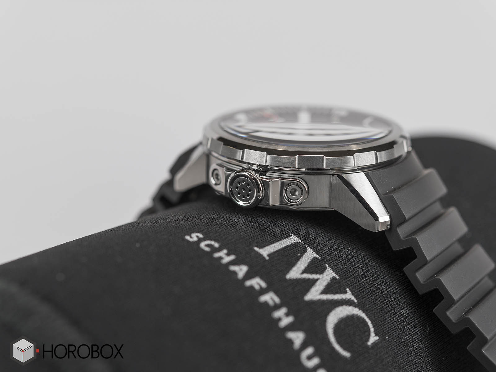 iwc-aquatimer-iw329101-4-.jpg