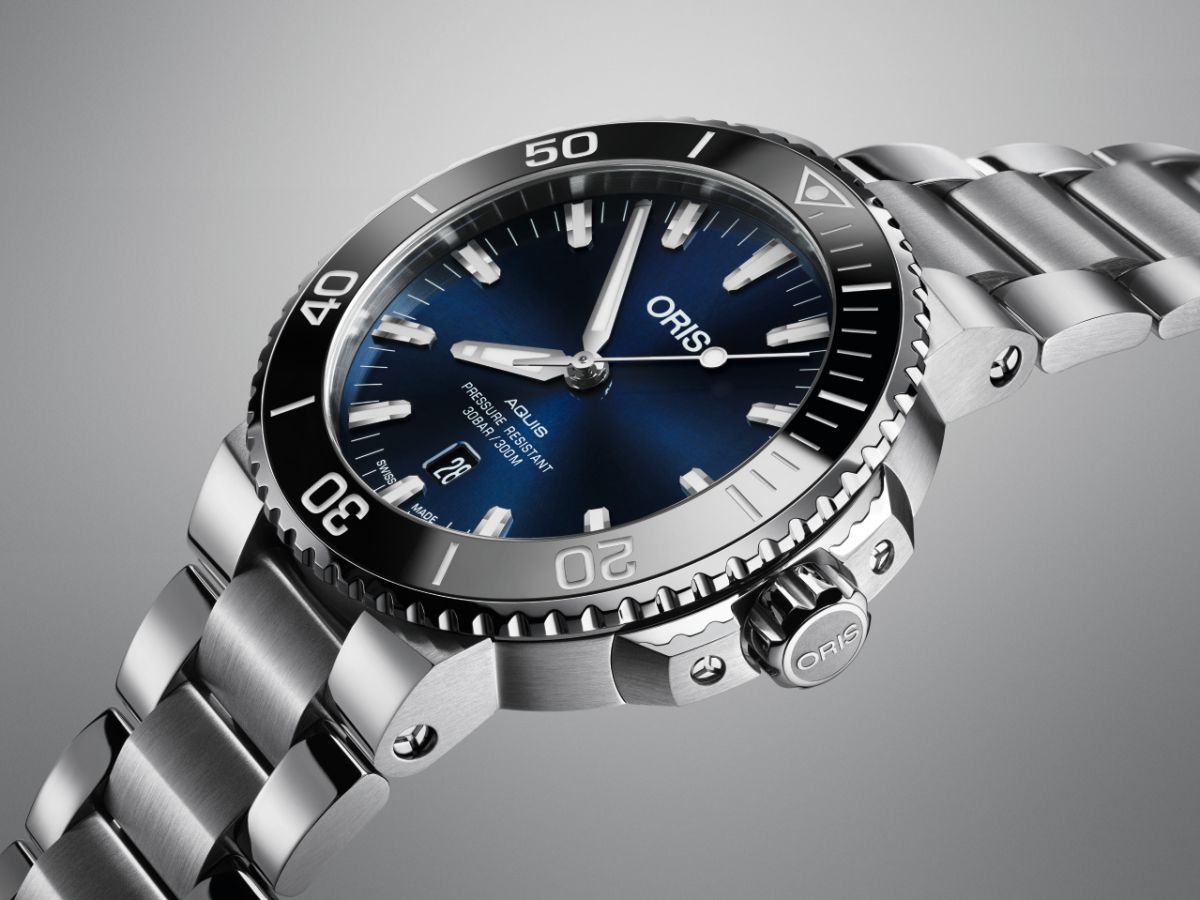 Oris-Aquis-Diver-Date-Baselworld-2017-6.jpg