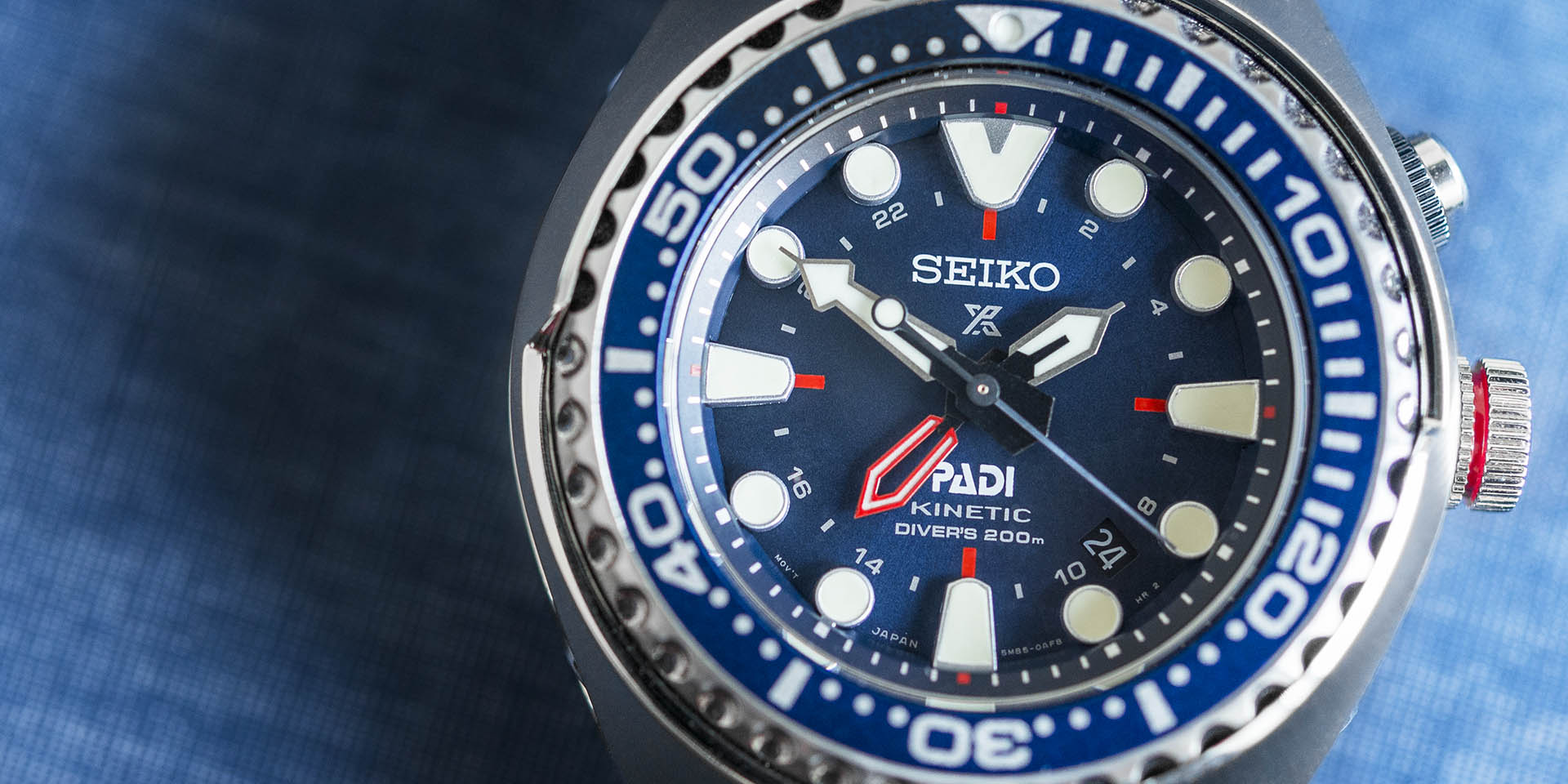 seiko-prospex-padi-kinetic-gmt-diver-sun065.jpg