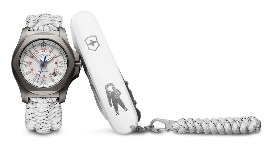 Victorinox Swiss Army I.N.O.X Titanium Sky High