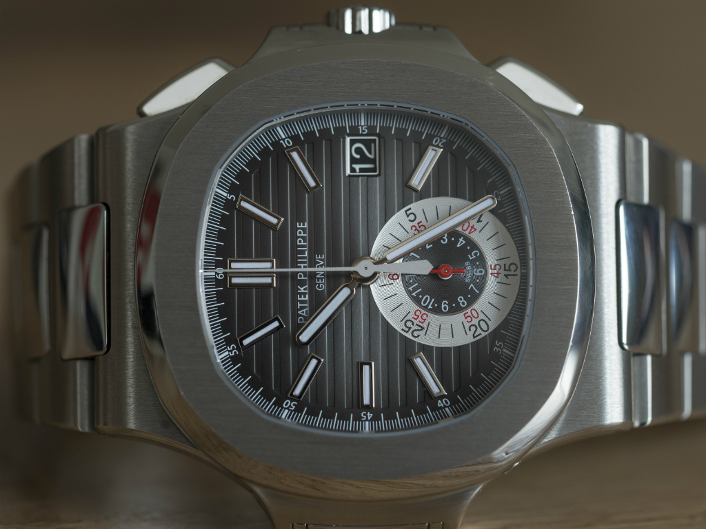 Patek-Philiippe-Nautilus-5980-9.jpg