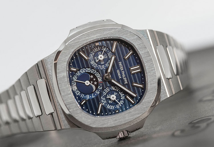 Patek Philippe Ref. 5740/1G Nautilus Perpetual Calendar