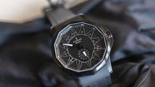 Corum Admiral 42 Full Black Limited Edition (Ref. A395/03818 - 395.111.98/F371 BL12)