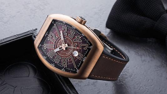 Hublot, Roger Dubuis ve Franck Muller Saatleri Singapurlu Hayır Kurumu İçin Açık Arttırmada