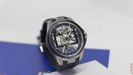 Ulysse Nardin Executive Skeleton X (Ref. 3713-260-3/03)