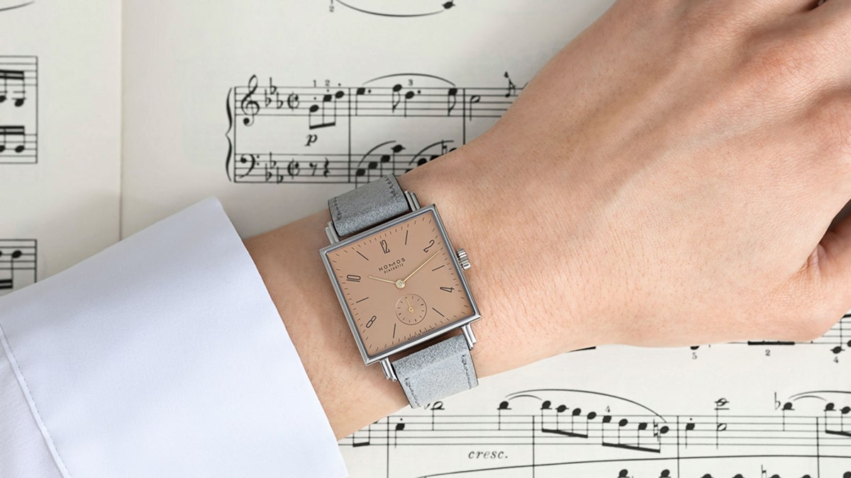 Ölümsüze Saygı Duruşu: Nomos Glashütte Tetra Symphony Collection