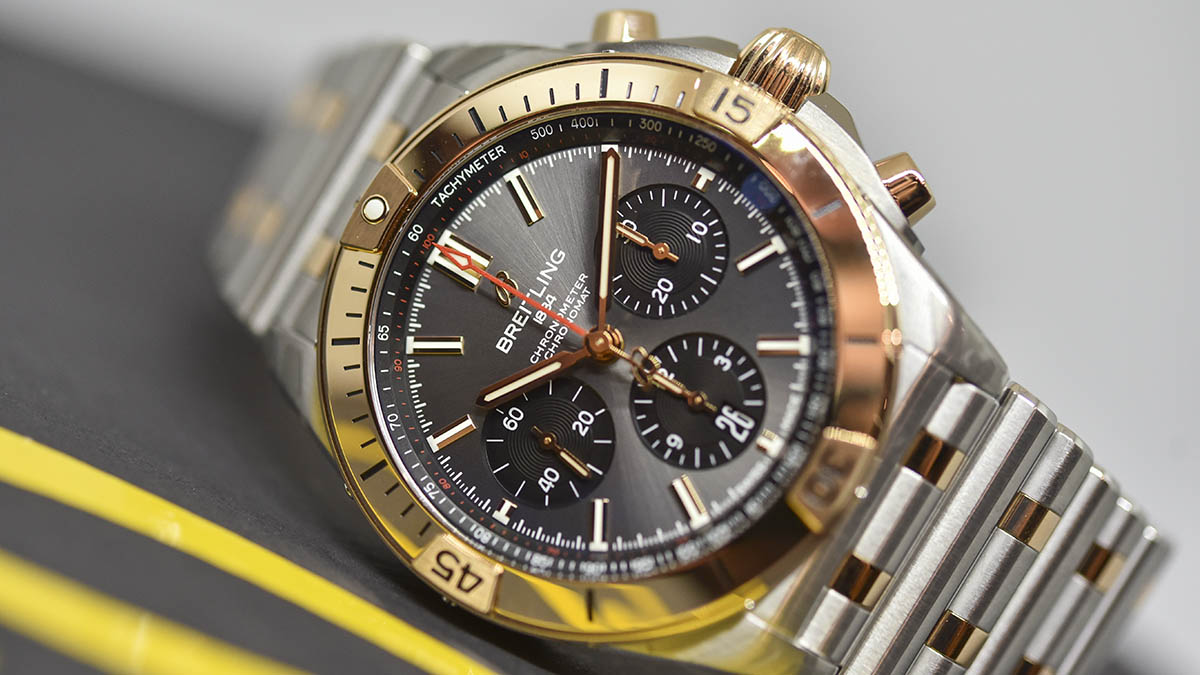 Breitling Chronomat Chronograph B01 42 (Ref. UB0134101B1U1)