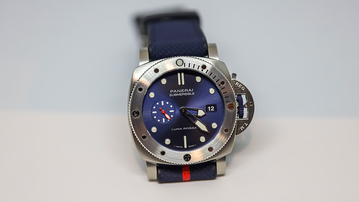 Panerai Submersible QuarantaQuattro Luna Rossa PAM01391