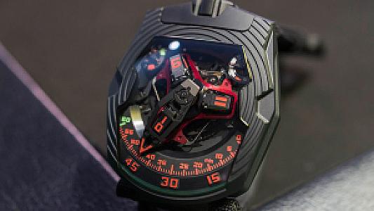 Urwerk UR-210 BPT Royal Hawk